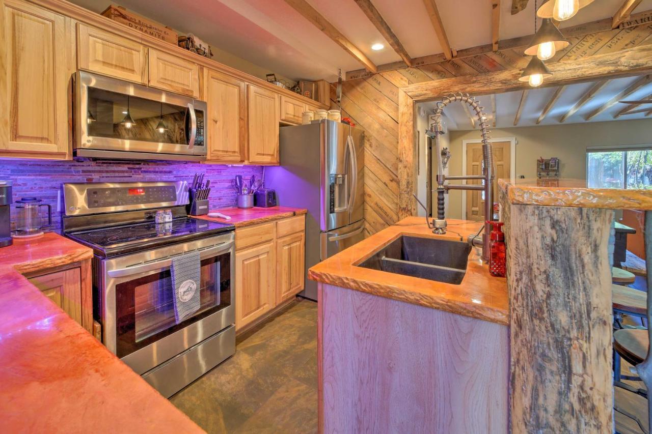Cozy Cabin Retreat With Patio And Fenced Yard Payson Luaran gambar